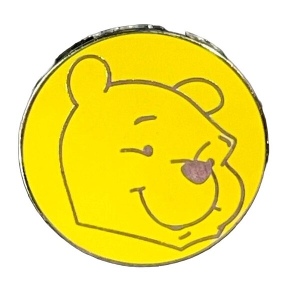 Disney Winnie Pooh Trading Pin Christopher Robin Bear Brooch Lapel Pin Badge Pin - Picture 1 of 6